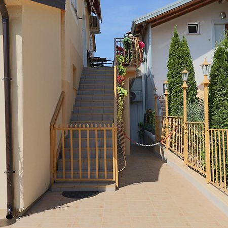 Amore House With Apartment Umag Eksteriør billede
