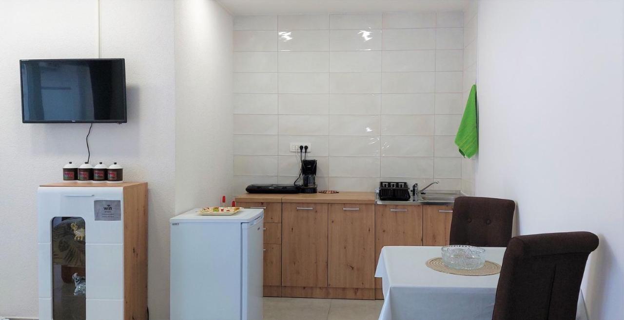 Amore House With Apartment Umag Eksteriør billede