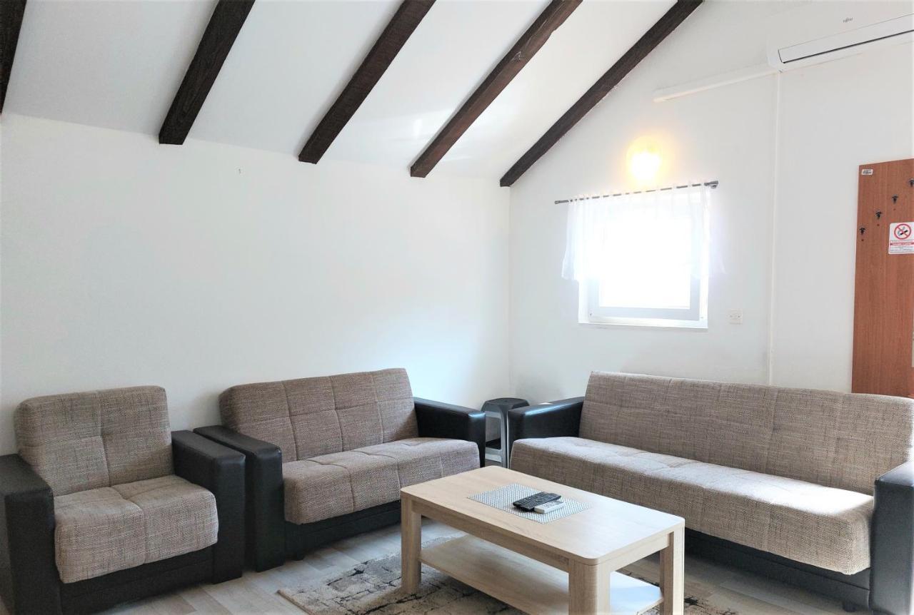 Amore House With Apartment Umag Eksteriør billede
