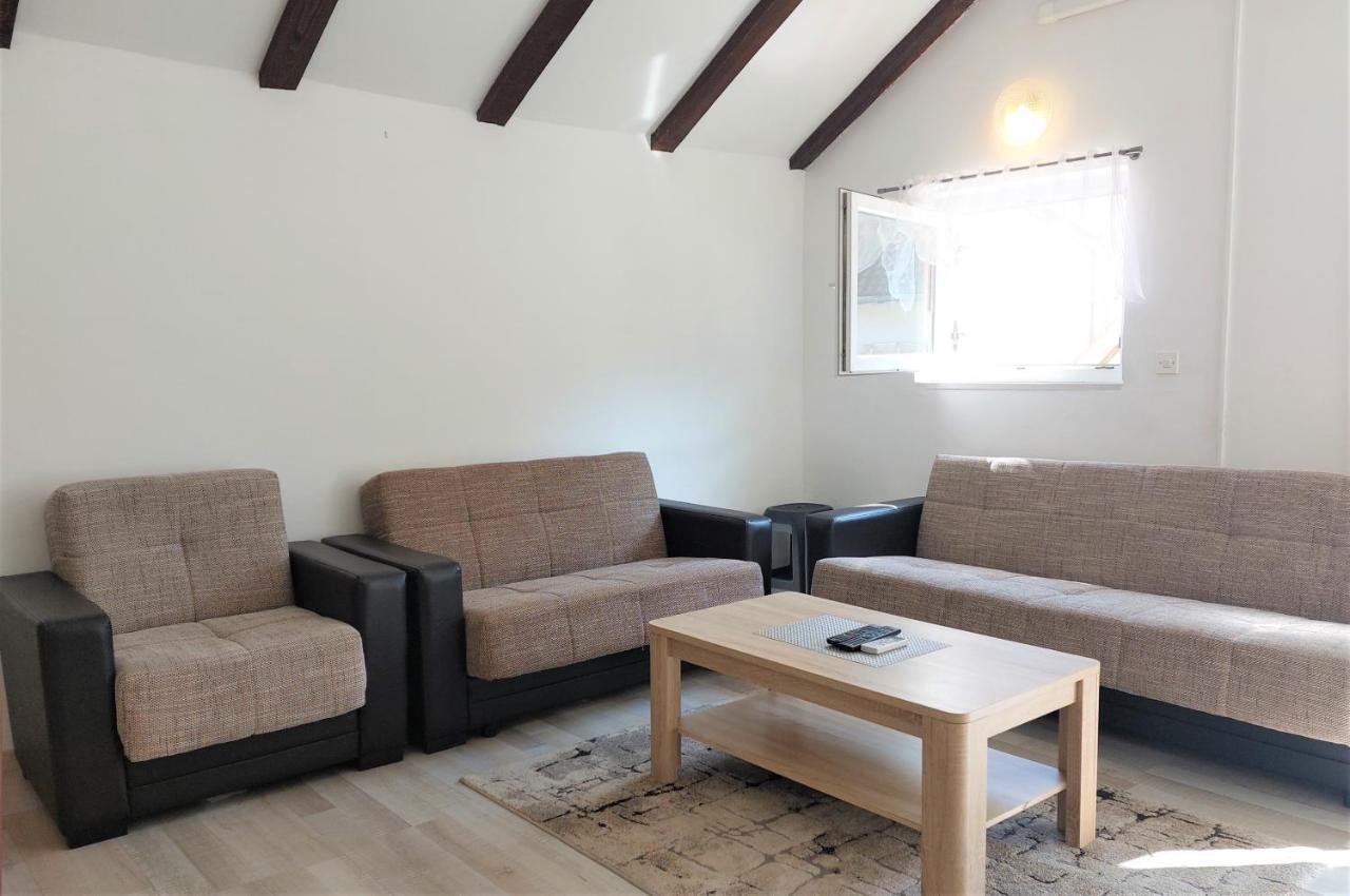 Amore House With Apartment Umag Eksteriør billede